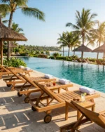 Zennaria Teak Lounger